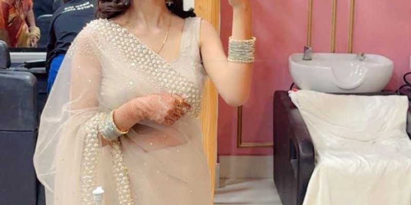 Independent Hyderabad Escort Verified Call Girls for Safe Companionship